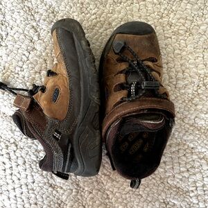 Keen Little Kids' Targhee Waterproof Shoe